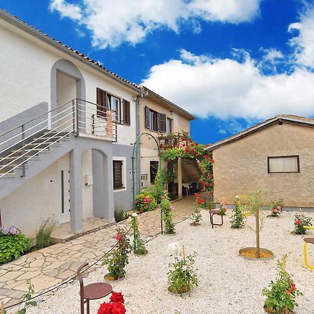 Apartments Dino 1700 Fažana Kültér fotó